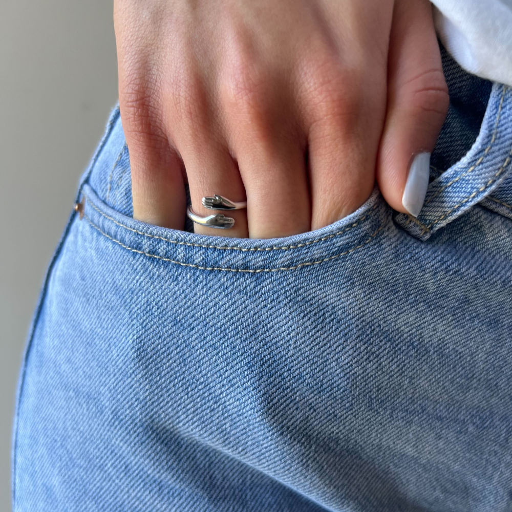 MONORA – PRSTEN VĚČNÉHO OBJETÍ